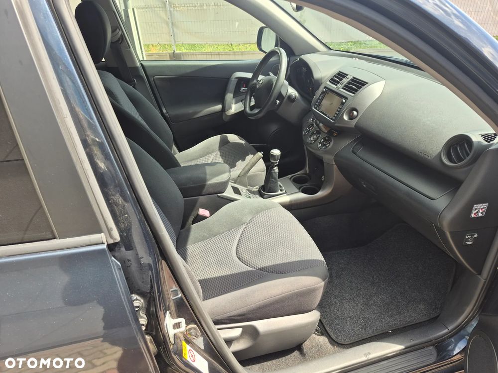Toyota RAV4 2.0 Comfort 4x4 - 13