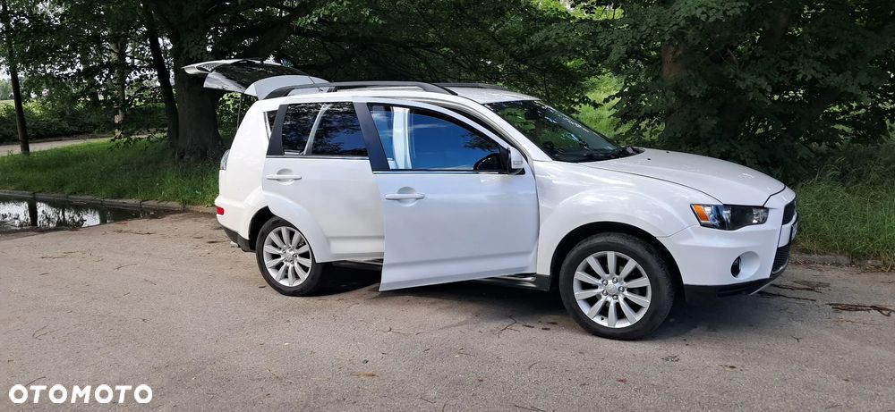 Mitsubishi Outlander 2.2 DI-D 4WD Invite - 20