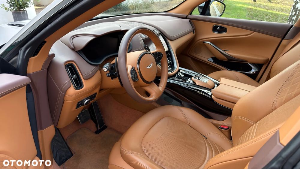 Aston Martin DBX707 - 15