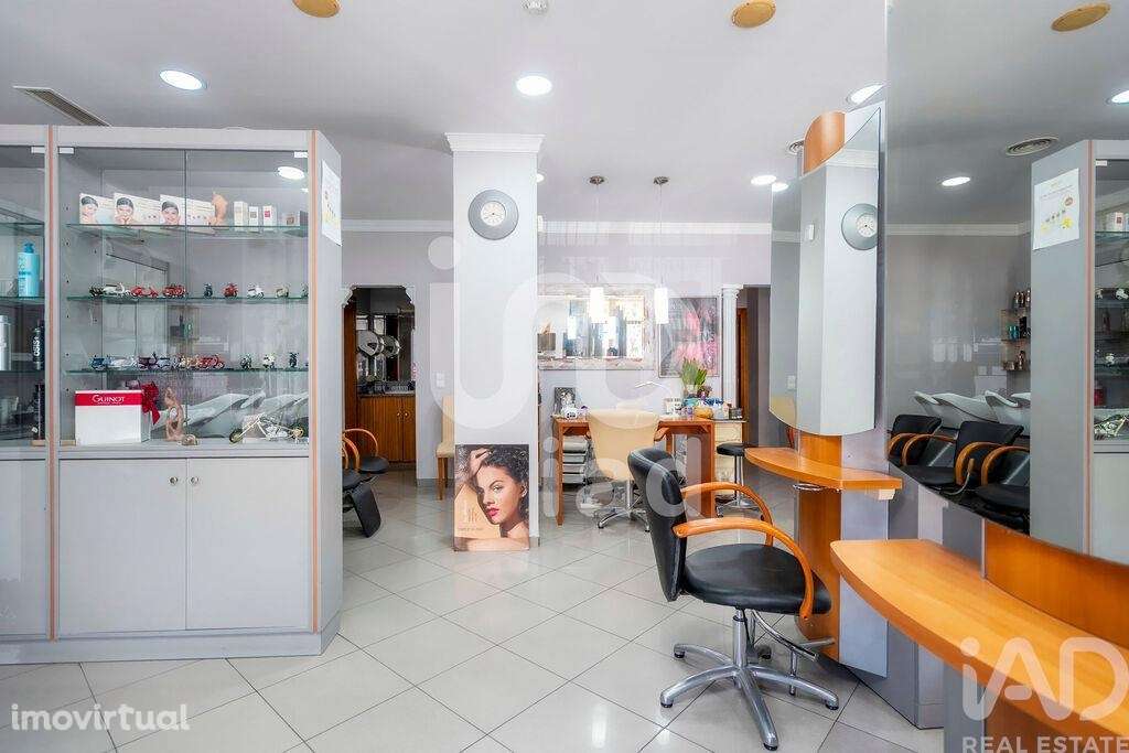 Loja / Estabelecimento Comercial em Montenegro de 160,00 m2 - Grande imagem: 2/30