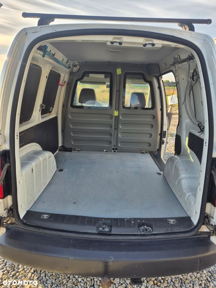 Volkswagen Caddy - 11