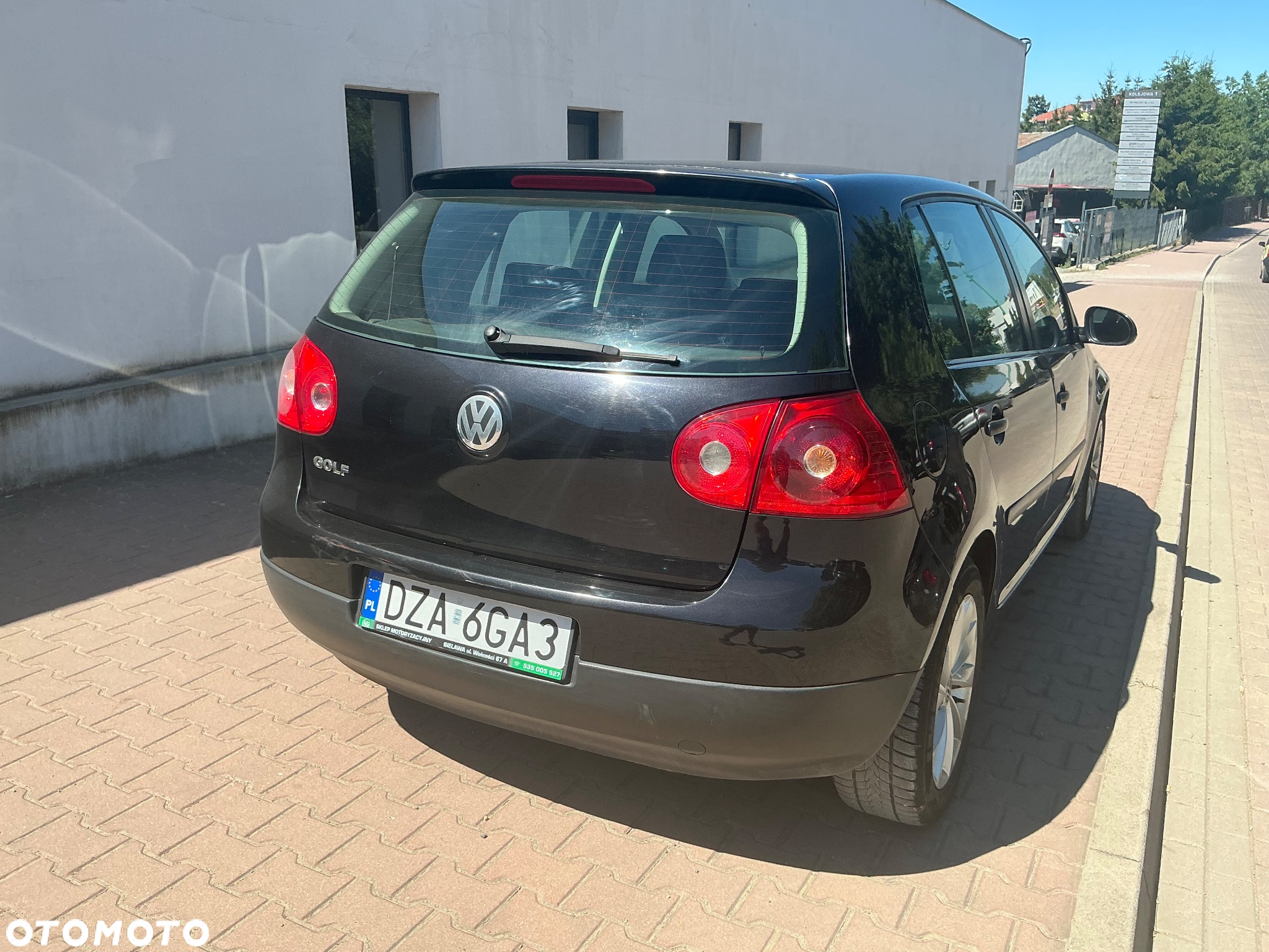 Volkswagen Golf V 1.4 Comfortline - 4