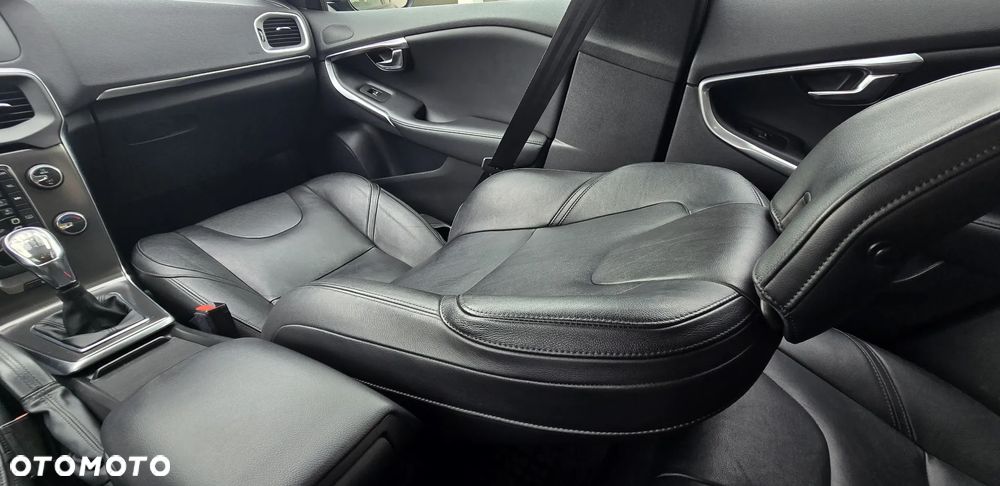 Volvo V40 - 27