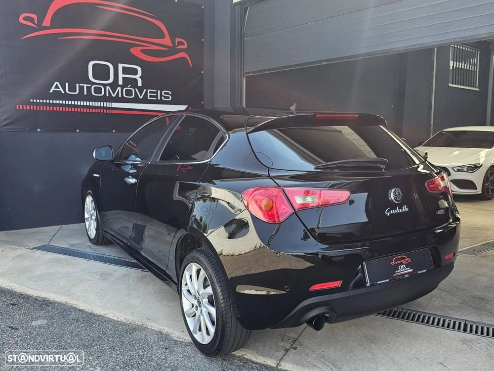 Alfa Romeo Giulietta 1.6 JTDM Exclusive - 4