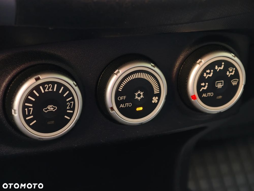 Citroën C-Crosser 2.2 HDi Exclusive - 19