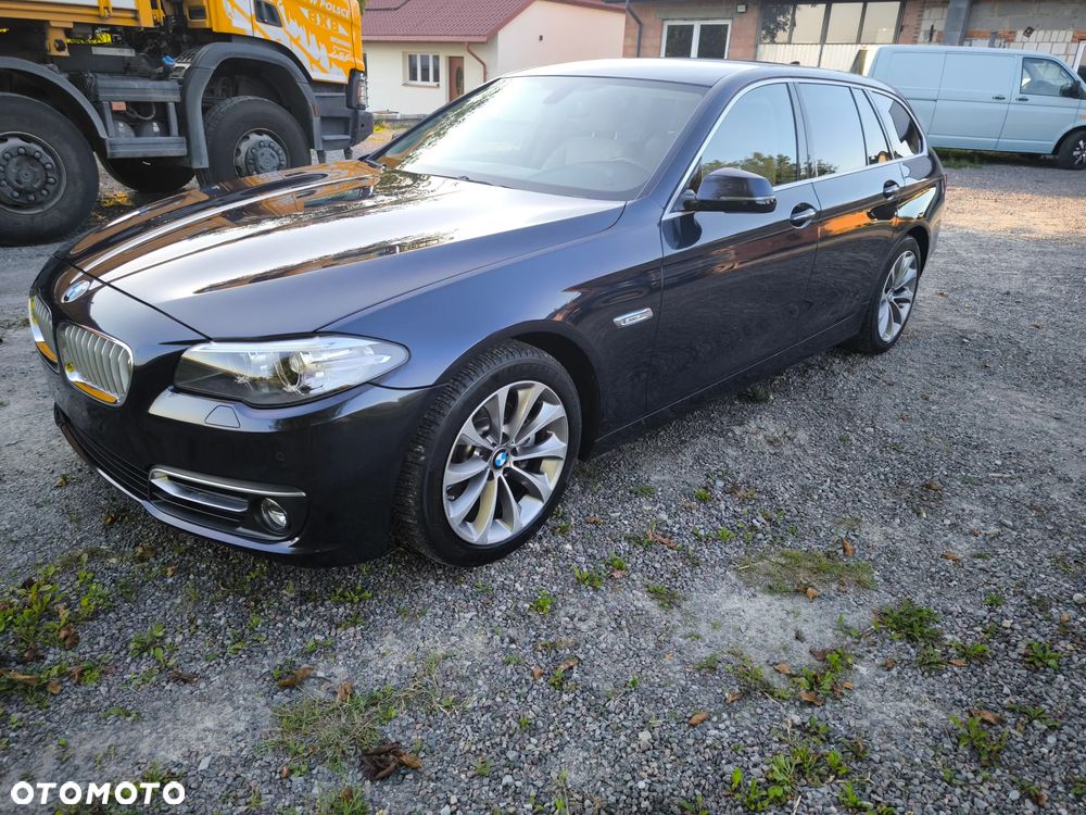 BMW Seria 5 520d xDrive Modern Line - 31