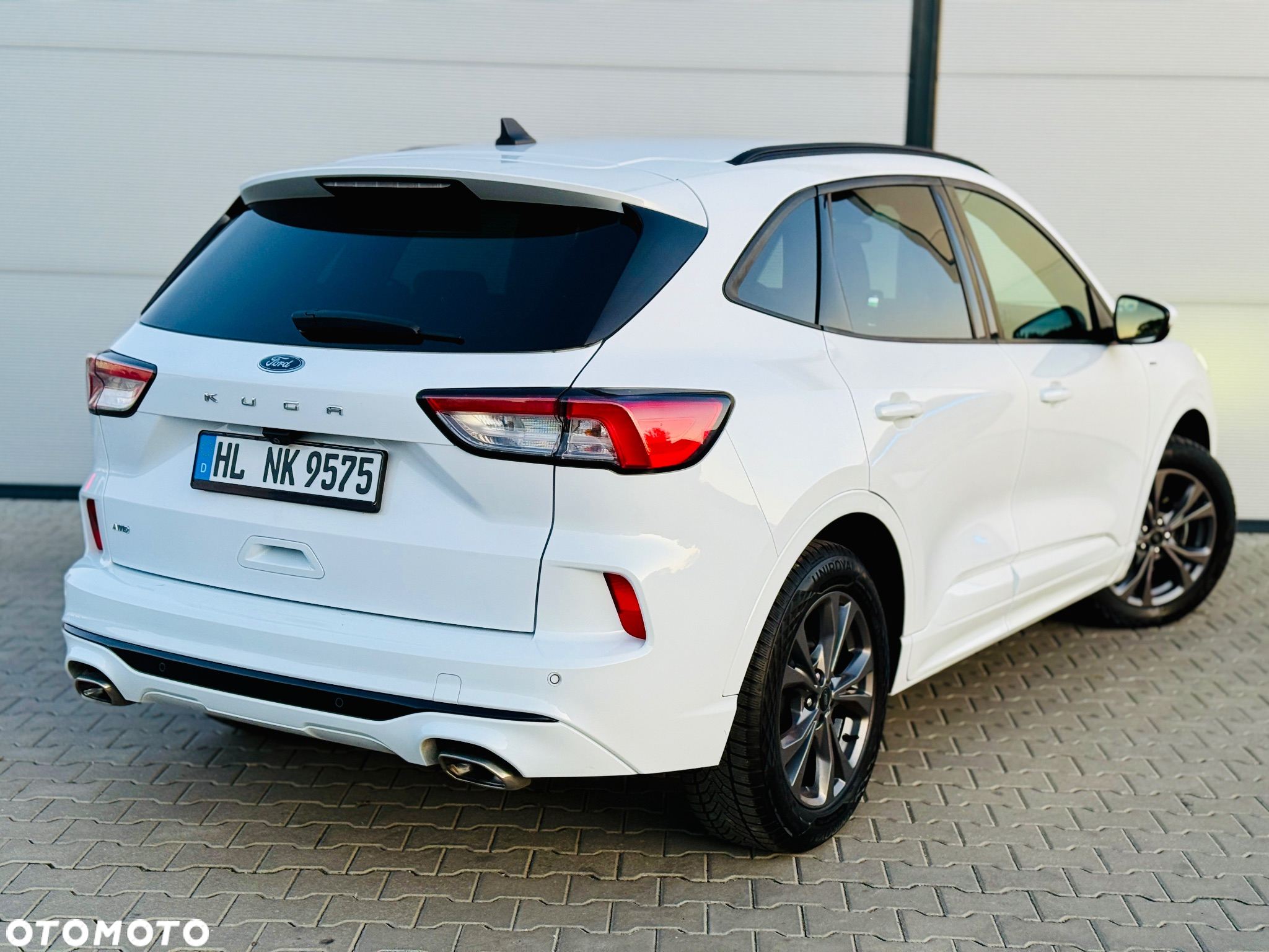 Ford Kuga 2.0 EcoBlue 4x4 ST-LINE - 27