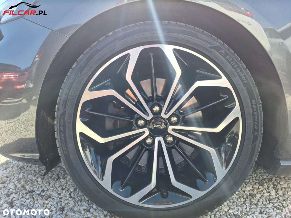 Ford Focus - 28