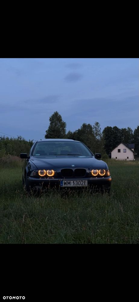 BMW Seria 5 520i - 1