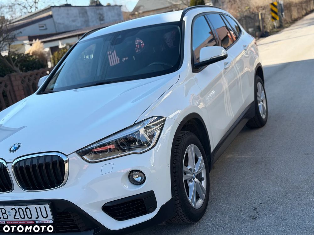 BMW X1 sDrive18i Advantage - 40