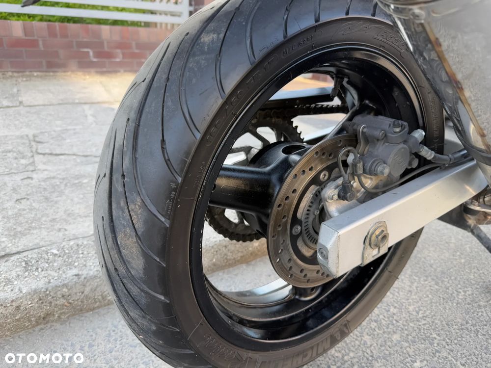Suzuki Bandit - 22