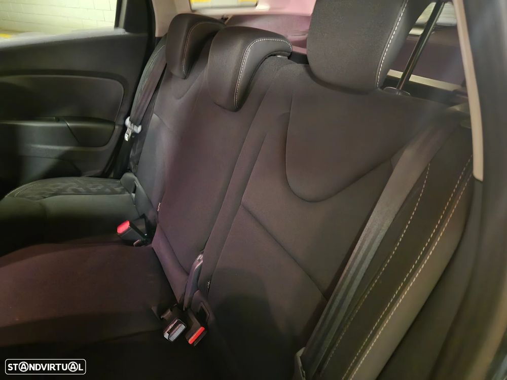 Renault Clio Sport Tourer dCi 90 Limited - 27