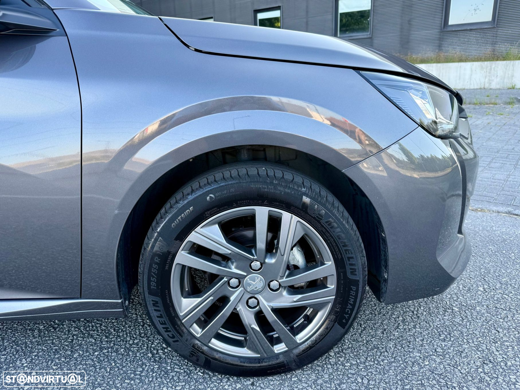 Peugeot 208 1.2 PureTech Active Pack - 9