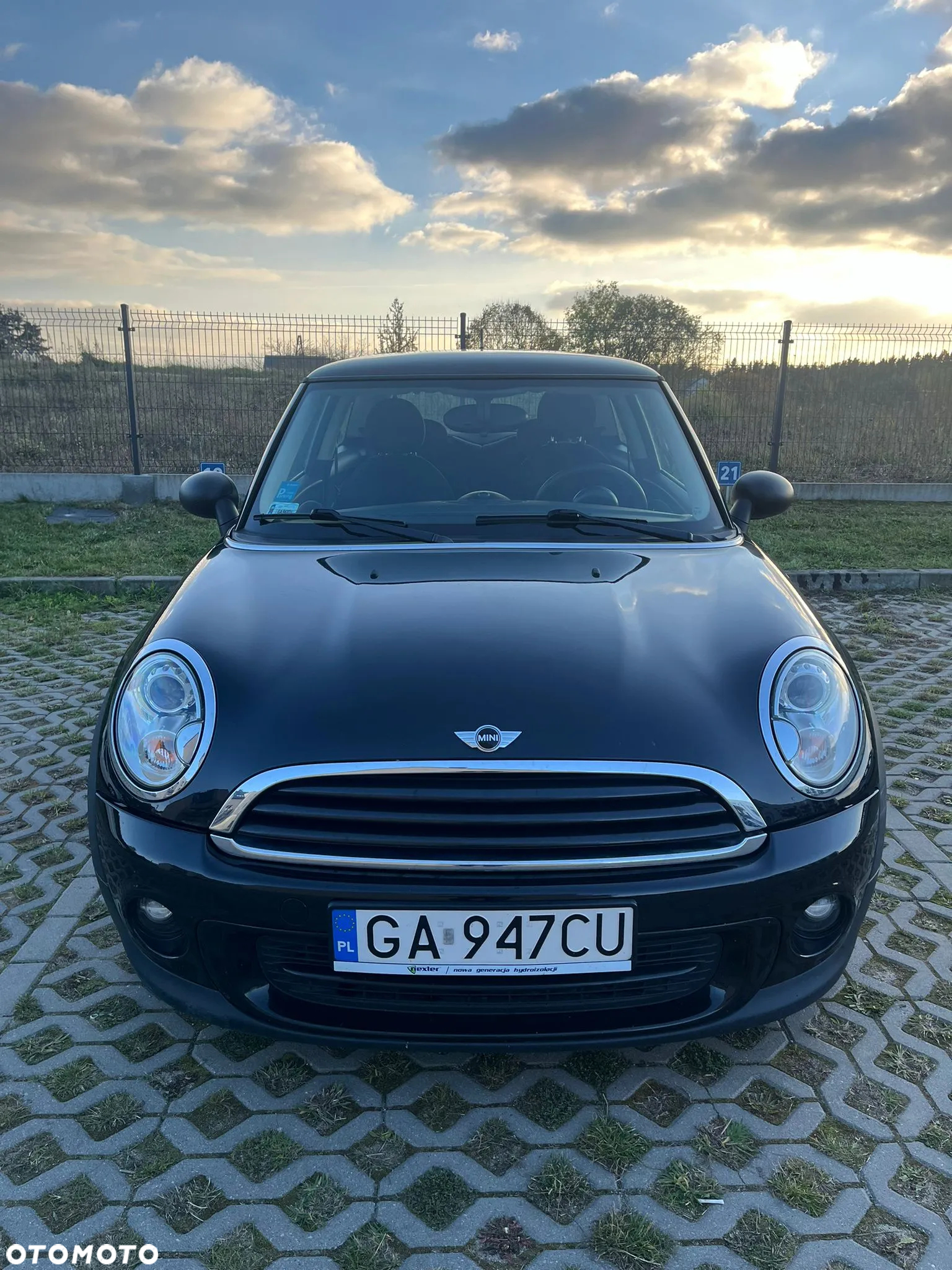 MINI ONE Standard - 2