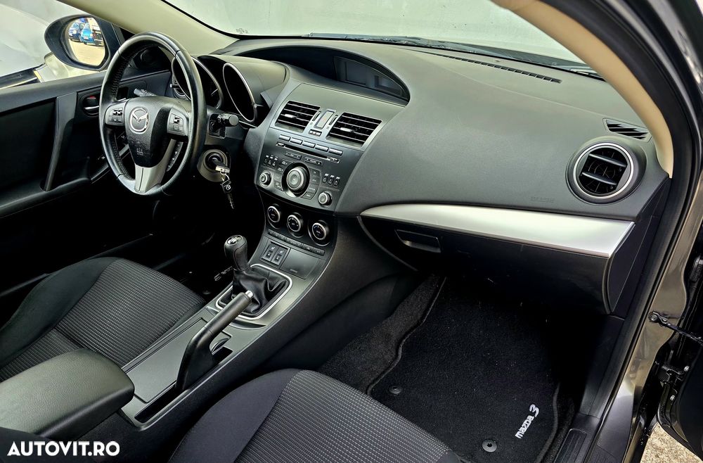 Mazda 3 - 20