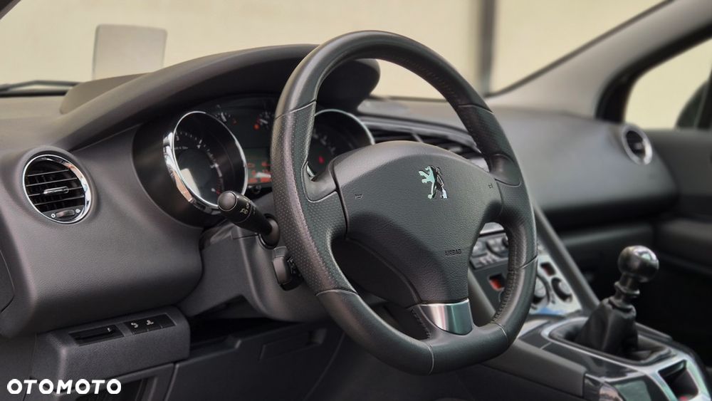 Peugeot 5008 2.0 HDi Premium + - 5