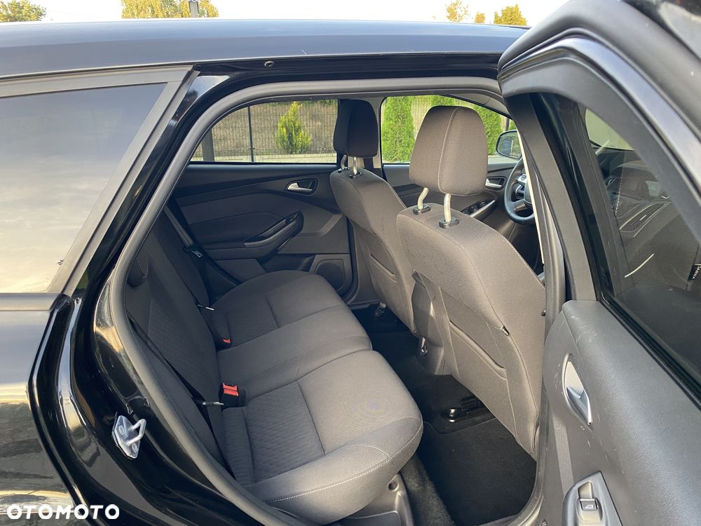 Ford Focus 1.0 EcoBoost Start-Stopp-System SYNC Edition - 36