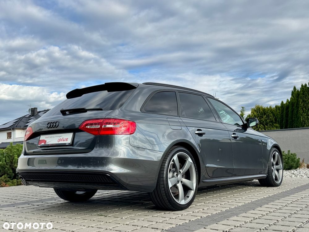 Audi A4 Avant 2.0 TDI DPF clean diesel S line Sportpaket - 14