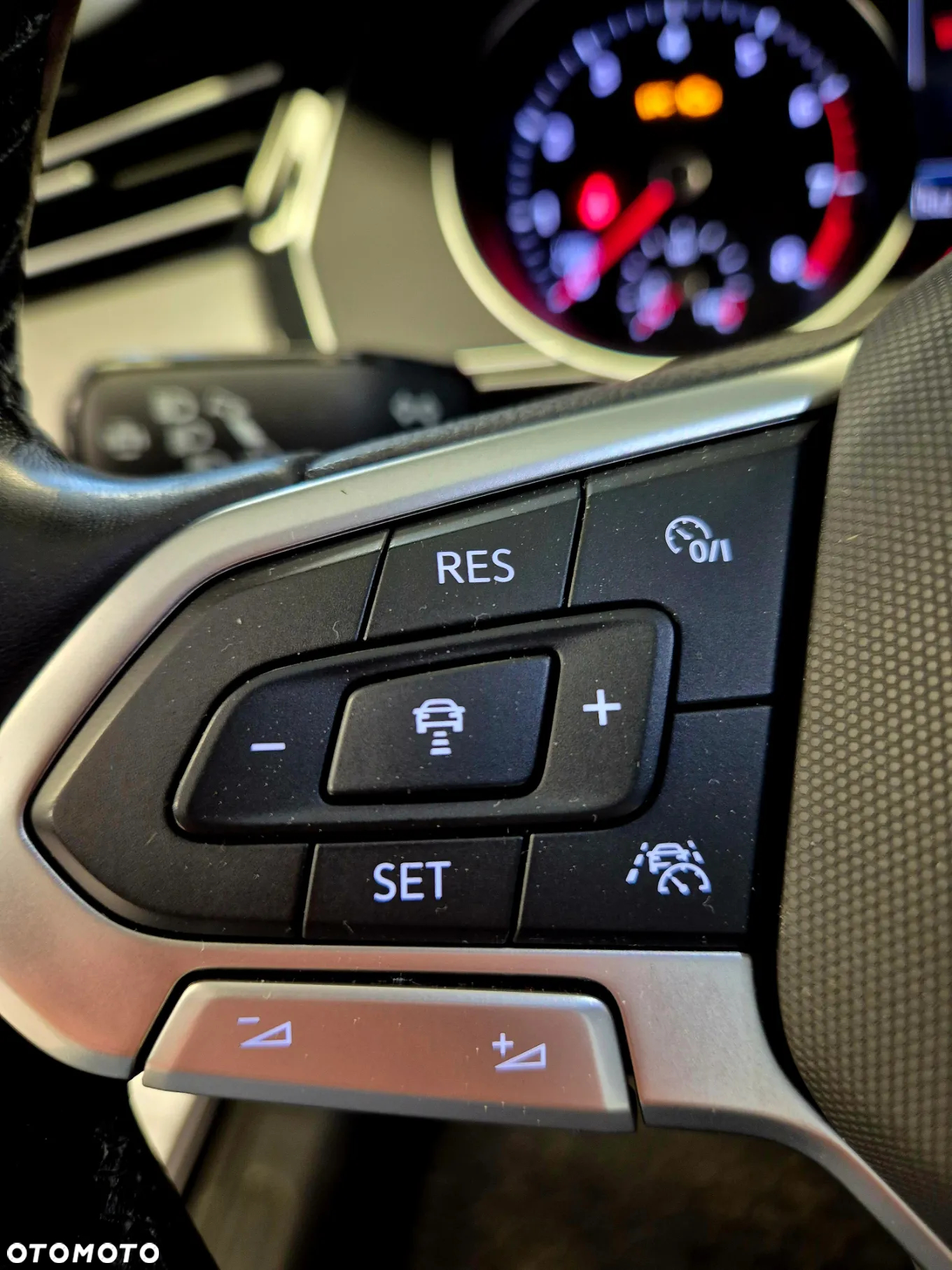 Volkswagen Passat 1.5 TSI EVO Business - 22