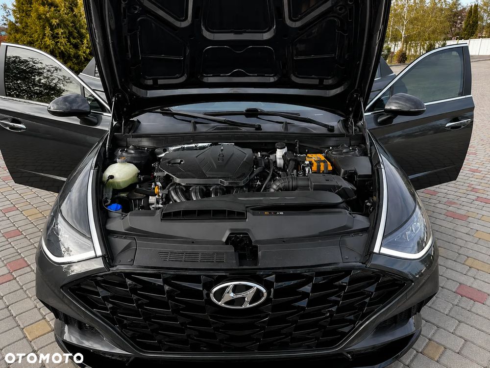 Hyundai Sonata - 21