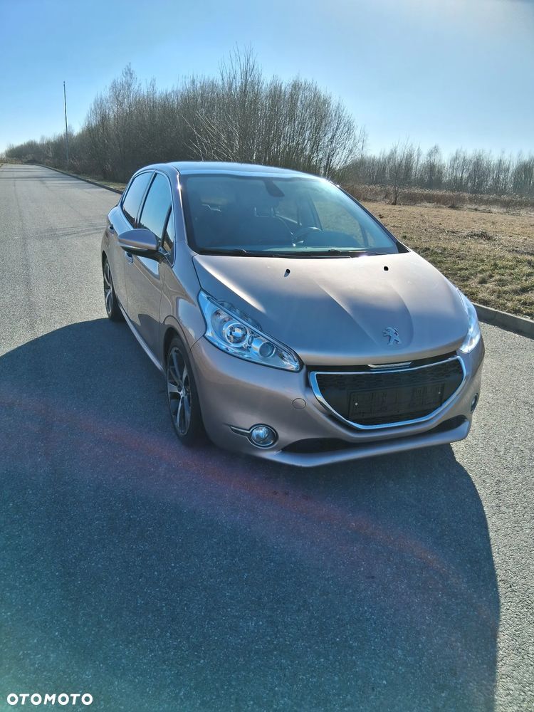 Peugeot 208 e-HDi 92 Stop&Start Style - 5
