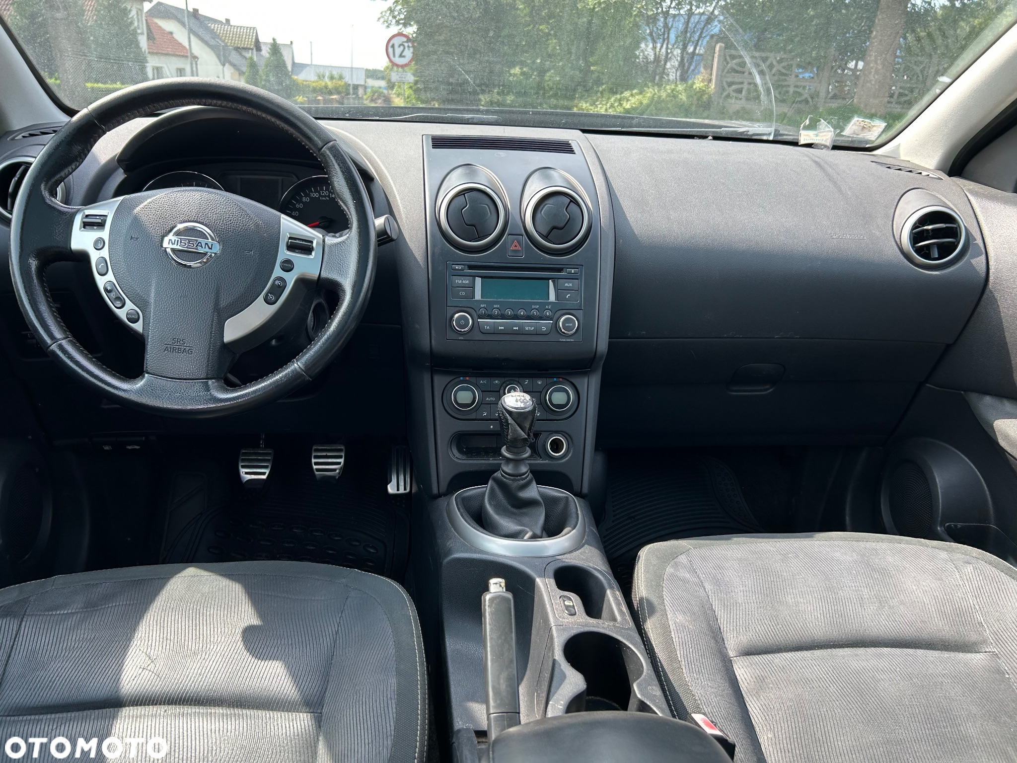 Nissan Qashqai - 25