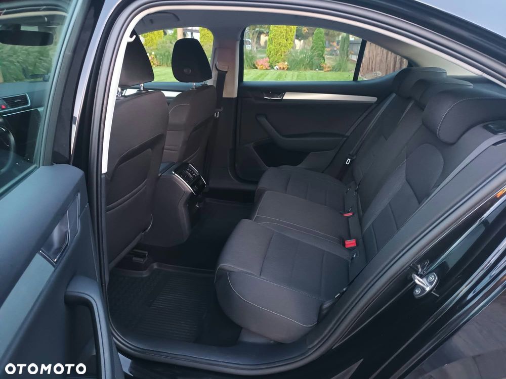 Skoda Superb 1.8 TSI Ambition DSG - 9
