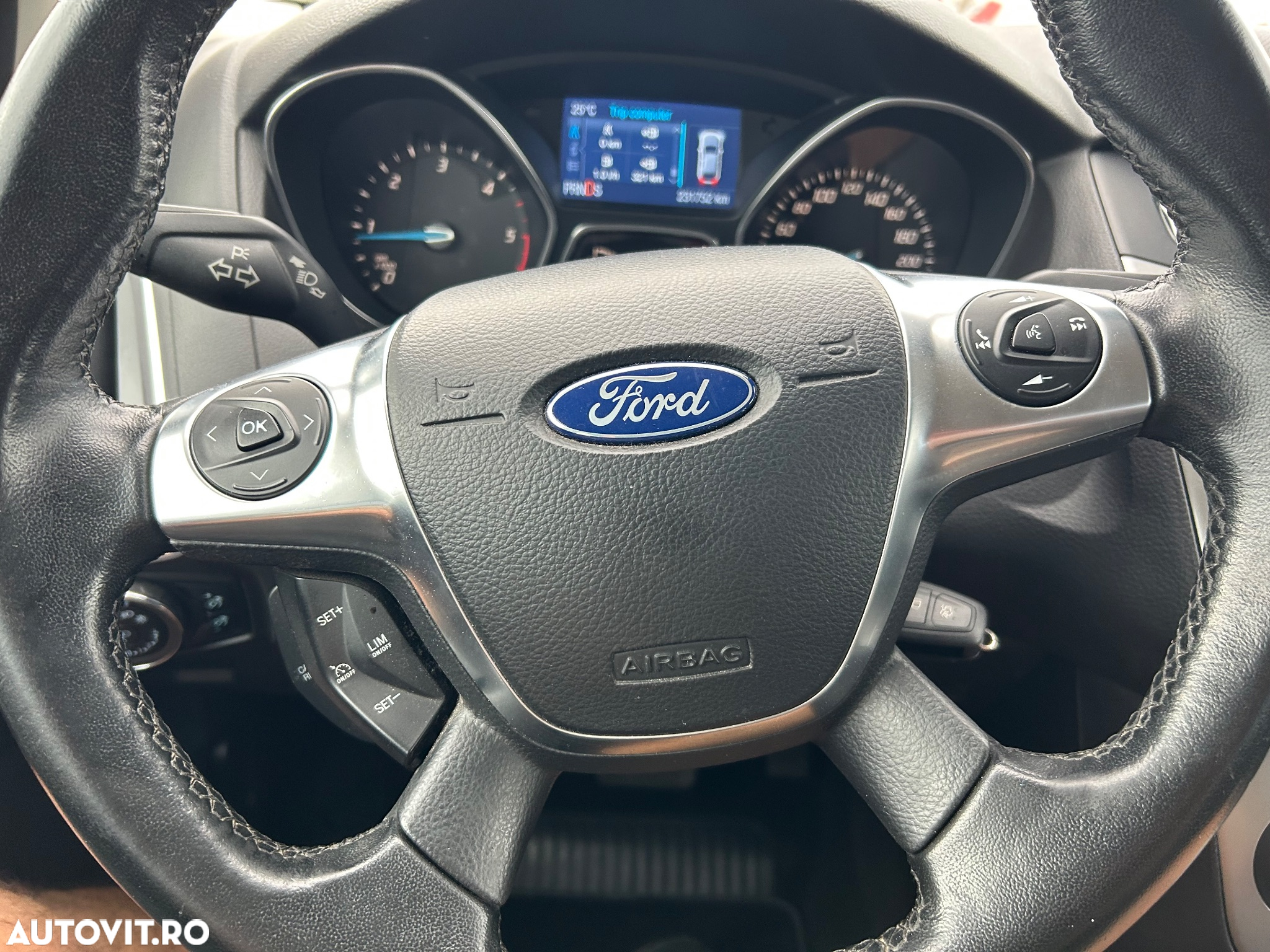 Ford Focus 2.0 TDCi DPF Aut. SYNC Edition - 37