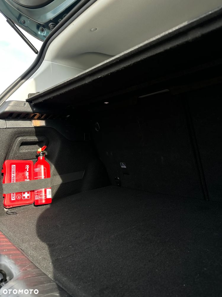 Peugeot 2008 1.2 Pure Tech Allure S&S EAT6 - 16