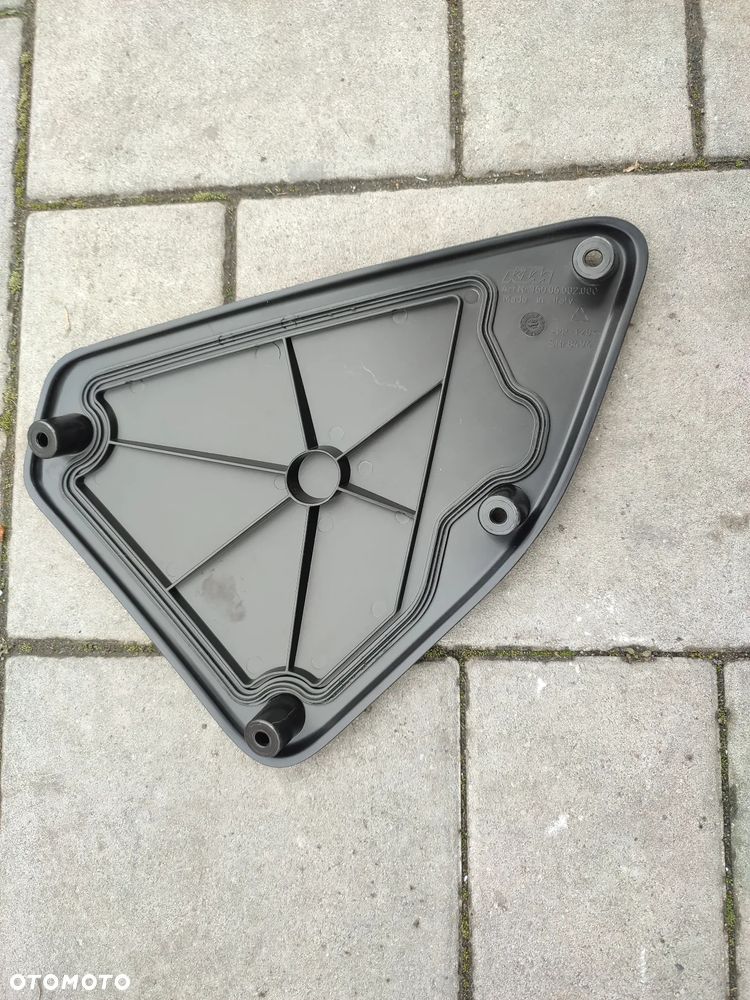 Osłona, klapka Airboxa KTM 690 Duke - 7