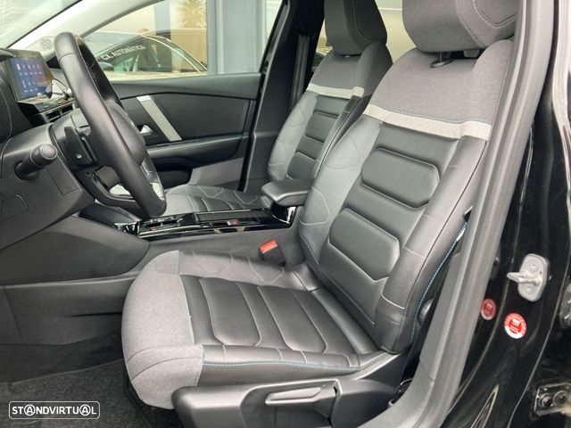 Citroën C4 1.5 BlueHDi Shine Pack EAT8 - 32