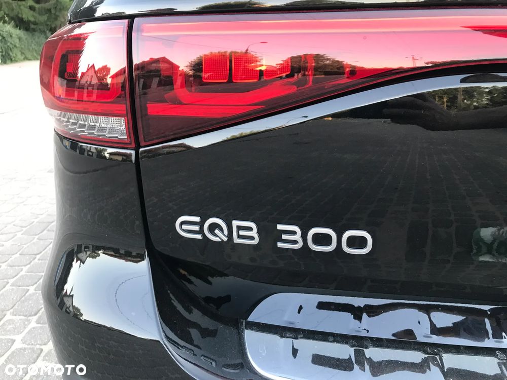 Mercedes-Benz EQB 300 66.5kWh 4-Matic Progressive - 12