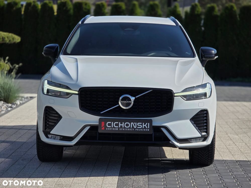 Volvo XC 60 B4 D AWD R-Design - 25