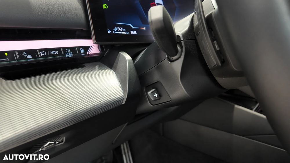 BMW Seria 5 530e xDrive AT PHEV - 23