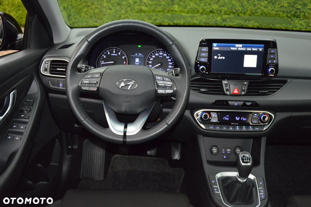 Hyundai i30 1.4 T-GDI Trend - 17