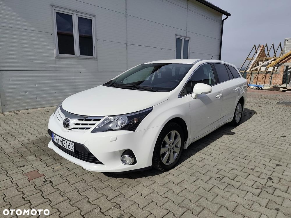 Toyota Avensis 2.0 D-4D Premium - 1
