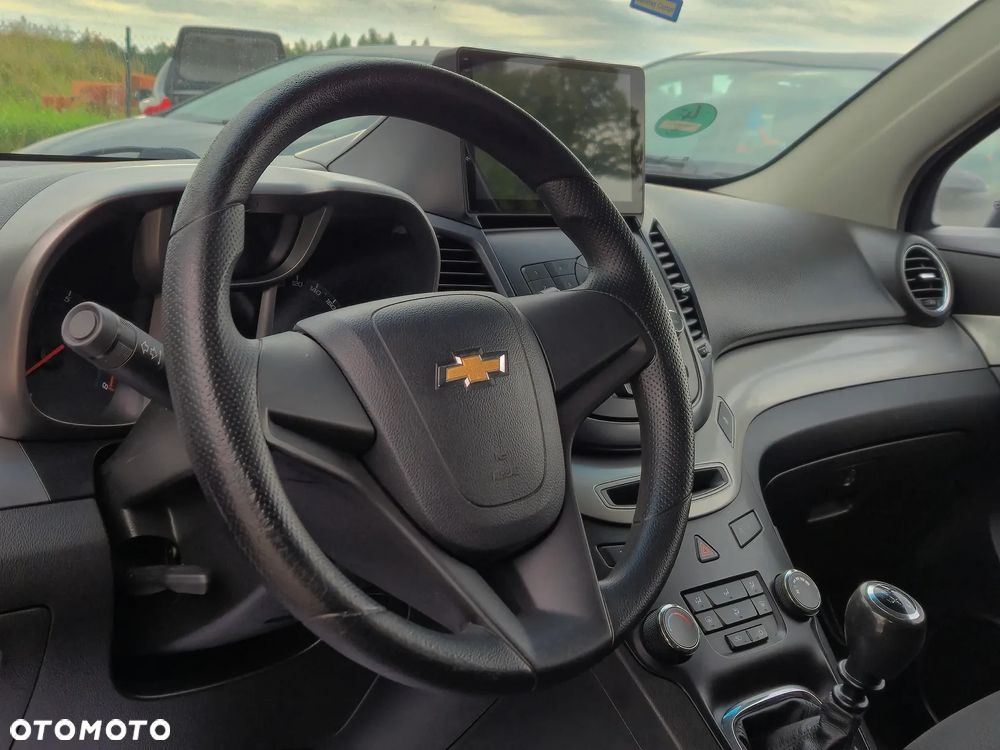 Chevrolet Orlando - 19