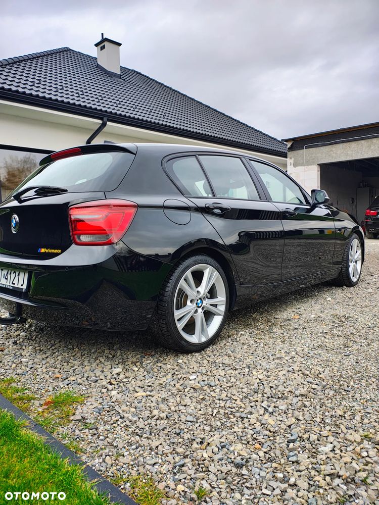 BMW Seria 1 120d Sport Line - 11