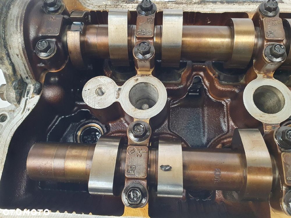 GŁOWICA CYLINDRÓW Dacia Sandero 0.9 TCe 631R H4B400 - 9