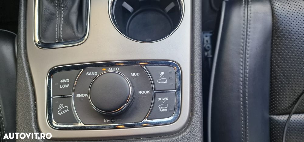 Jeep Grand Cherokee 3.0 TD AT Overland - 12