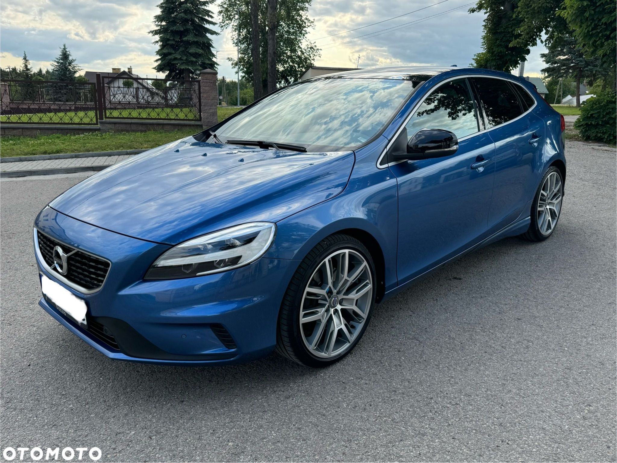 Volvo V40 D4 RDesign - 4