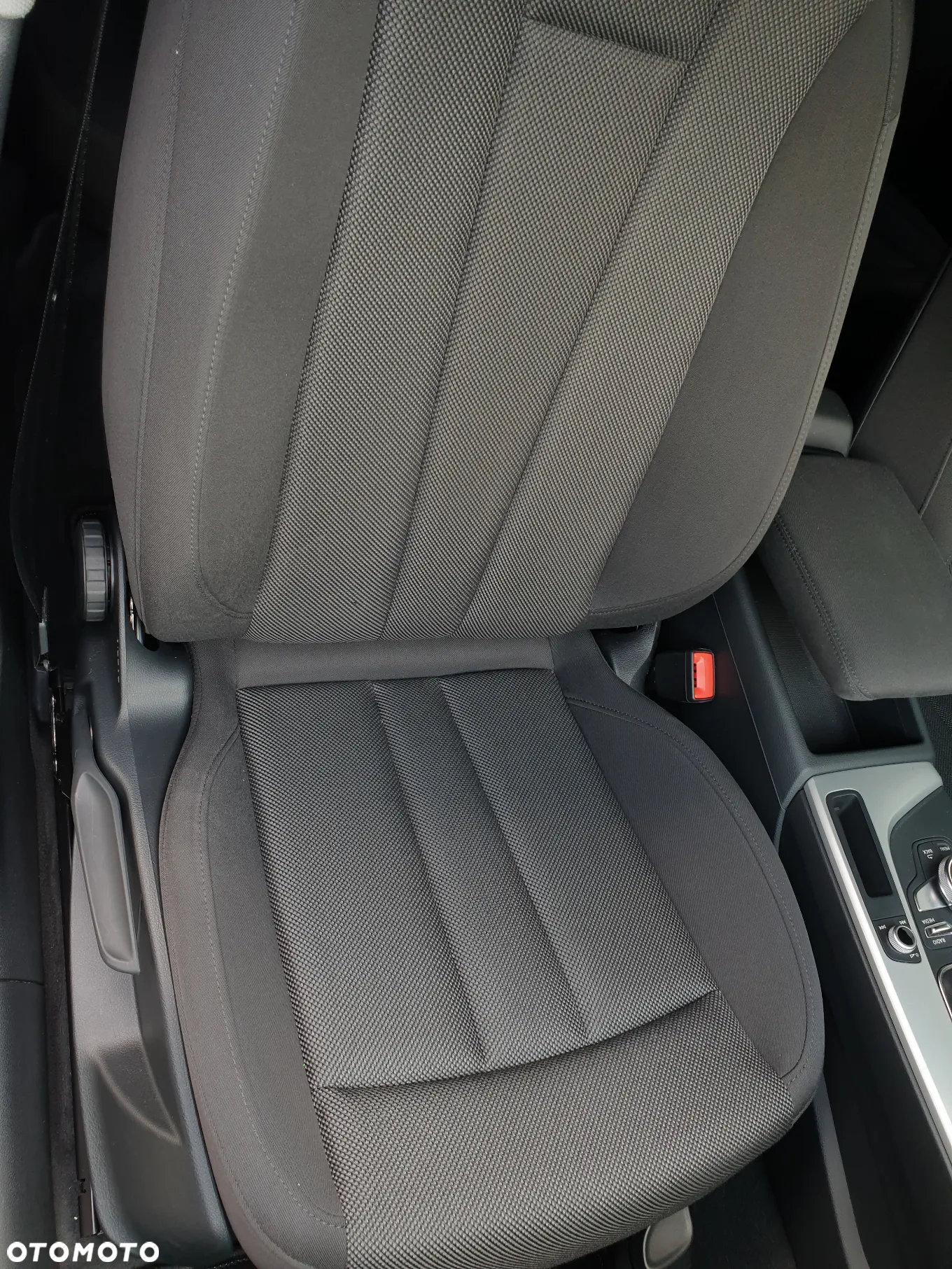 Audi A4 Avant 2.0 TDI ultra - 28
