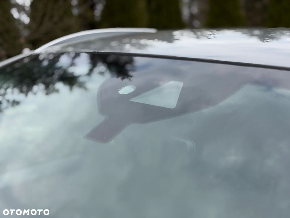 Ford Kuga 2.5 Duratec FHEV 4x4 TITANIUM X - 18