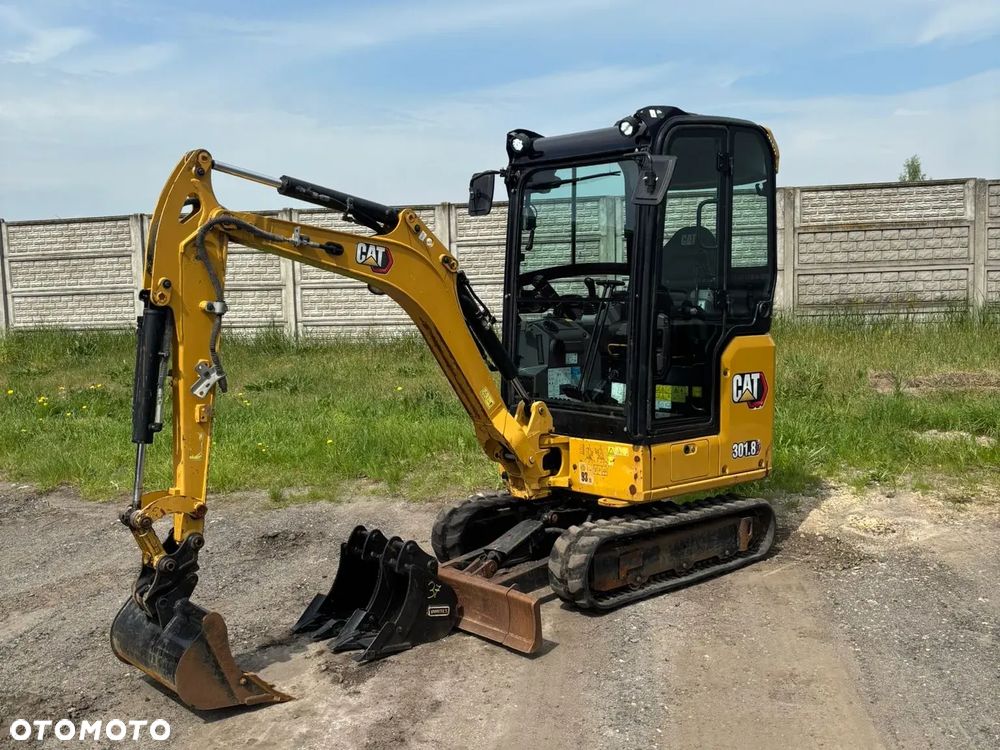 Caterpillar 301.8 - 1