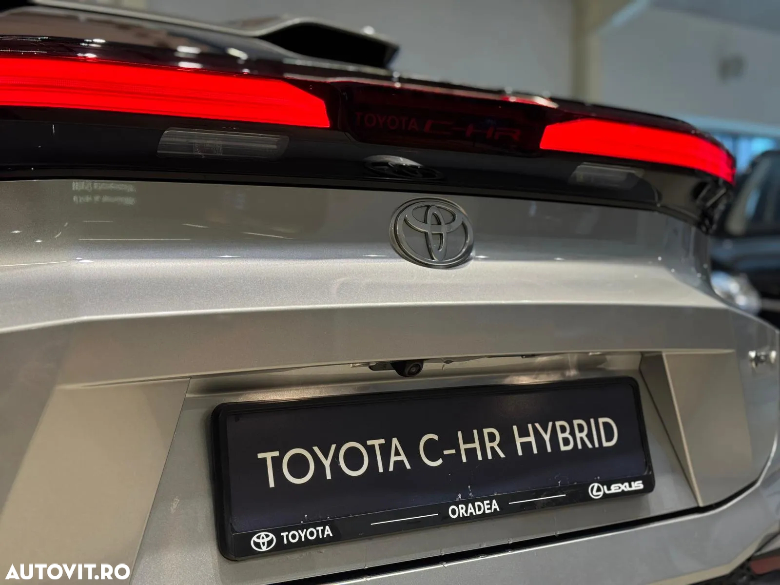 Toyota C-HR - 10