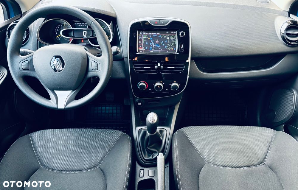 Renault Clio - 18