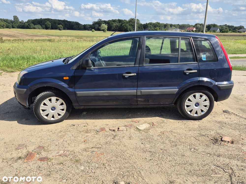 Ford Fusion - 5