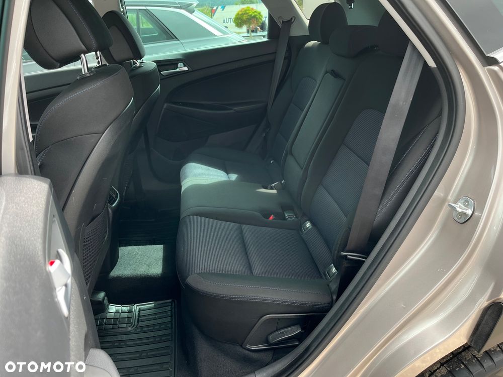 Hyundai Tucson 2.0 CRDi 2WD Trend - 25