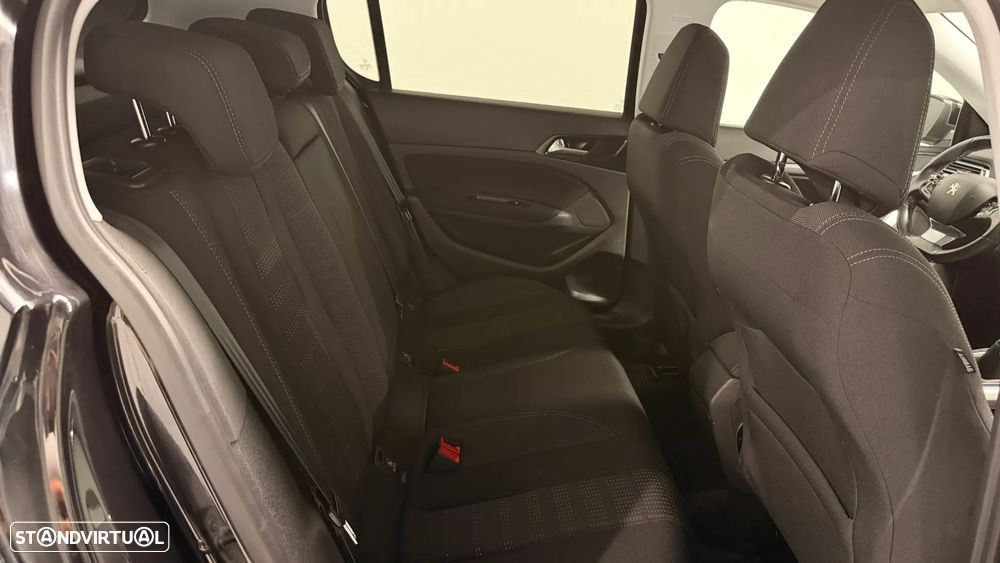 Peugeot 308 PureTech 130 Stop & Start Allure - 22
