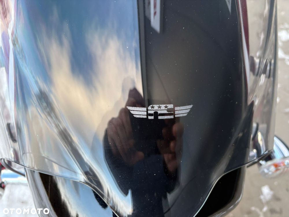 Suzuki Boulevard - 17